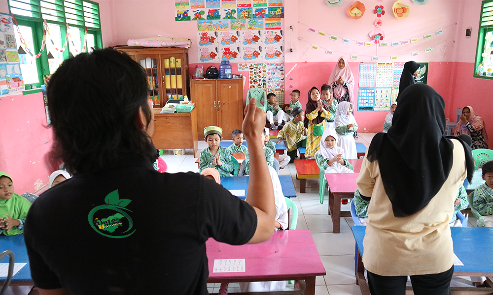 Are Accessories Made from Scute Turtles the Antidote to Poison?