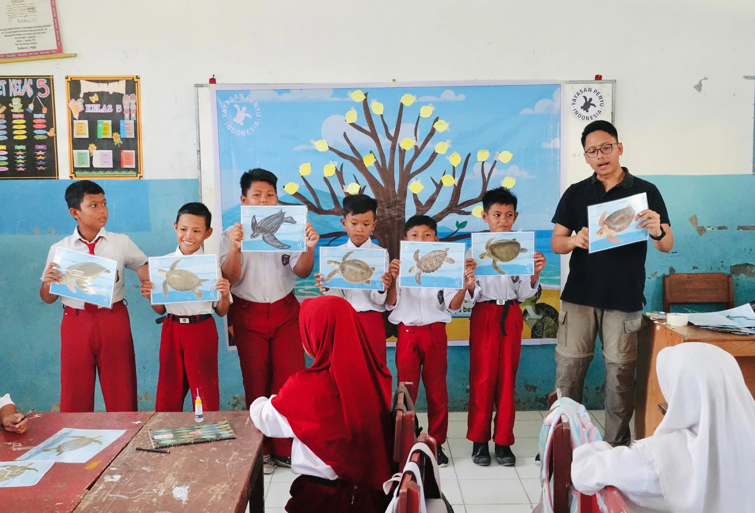 The Excitement of Learning about Sea Turtles on Balikukup Island, Berau